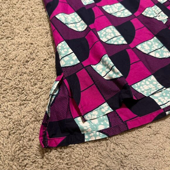 Zuri Magenta Black Geometric Abstract Retro Mod Print Button Up Shirt Top, Large - Picture 8 of 8